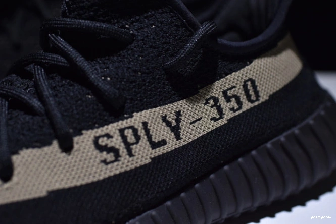BY9611 Adidas Black Boost 350 V2 Green Core Yeezy 0801